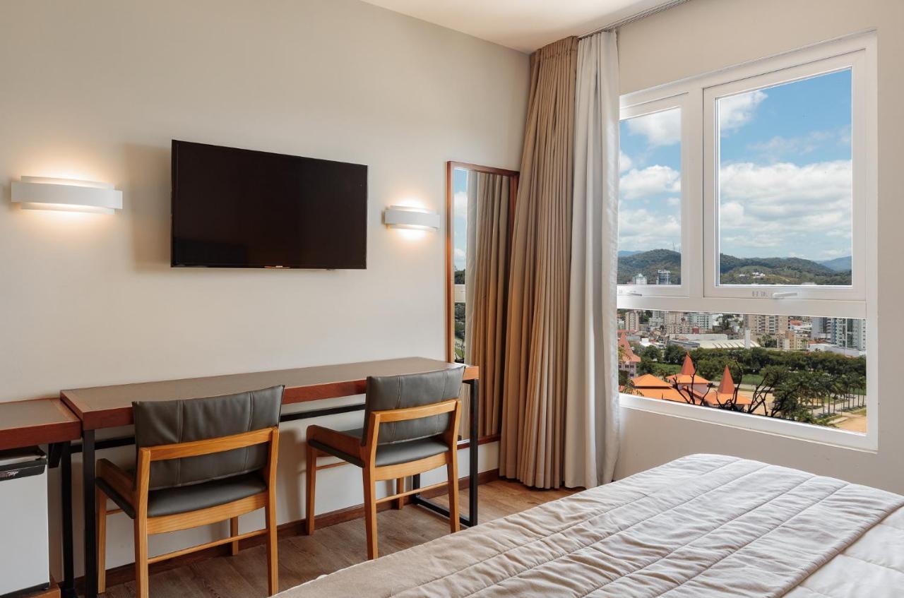 Monthez Hotel & Eventos بروسكه المظهر الخارجي الصورة