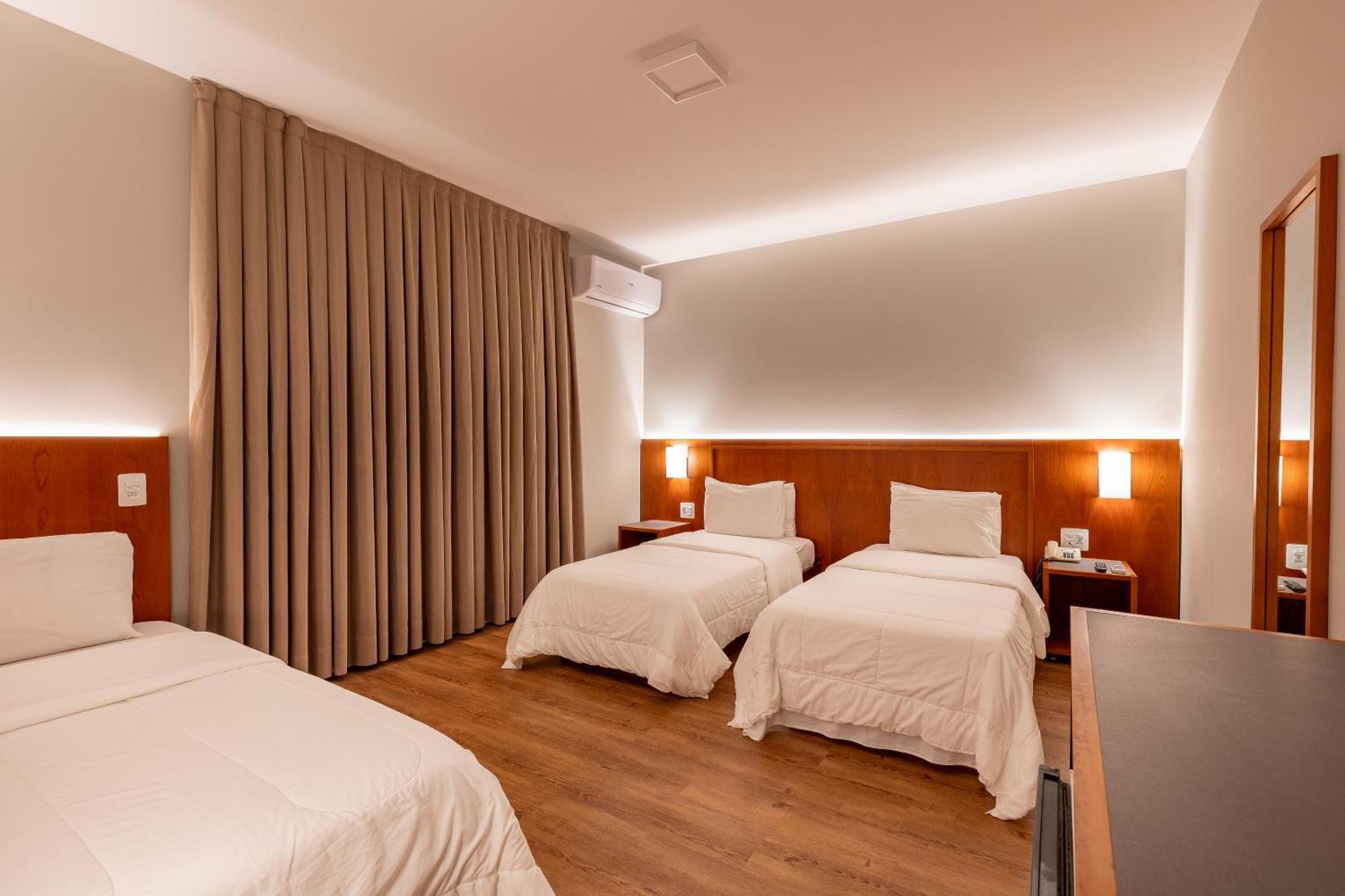 Monthez Hotel & Eventos بروسكه المظهر الخارجي الصورة